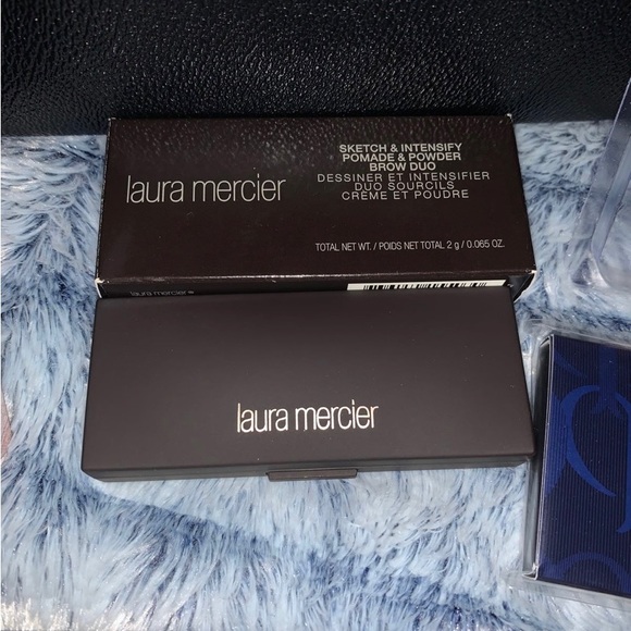 Makeup bundle - Picture 6 of 11